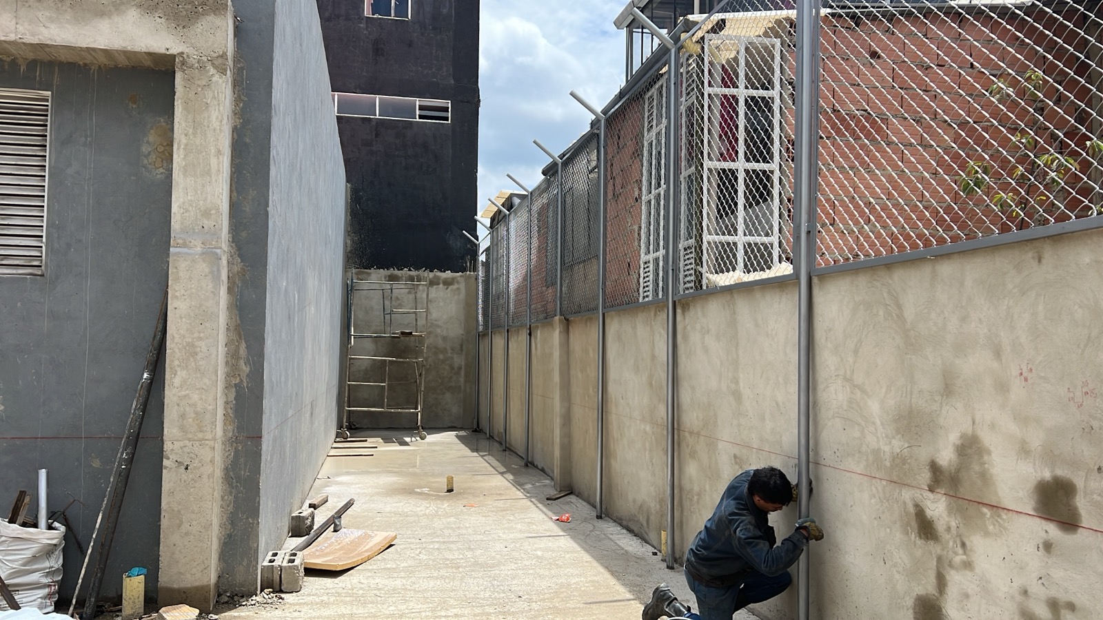 CERRAMIENTO MALLA ESLABONADA 1